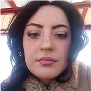 Ragazza di 23 anni diplomata al liceo artistico offre lezioni/ripetizioni in italiano e in inglese